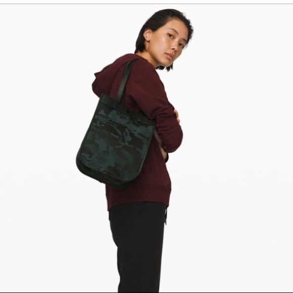 lululemon now and always tote micro